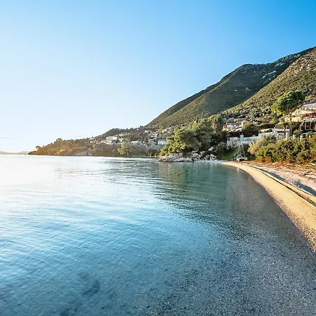 Old Boat 12 نِكيانا